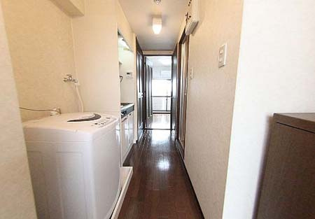 グリンヒルズの玄関|明るい玄関です