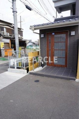 【エントランス】 | バンブー ワン | ゆとりのあるエントランスです