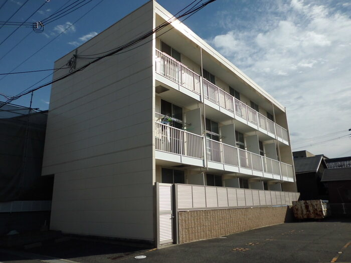 泉大津市旭町のハイツの外観|落ち着いた雰囲気の外観です