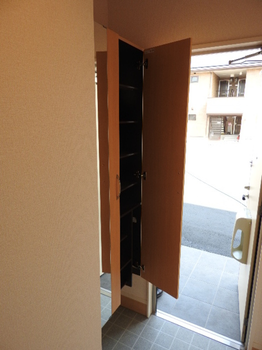 サニーヒルズ旭の玄関|毎日通る玄関はこちらです