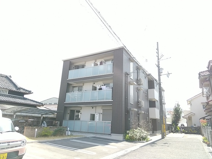 サニーヒルズ旭の外観|外観は落ち着いています