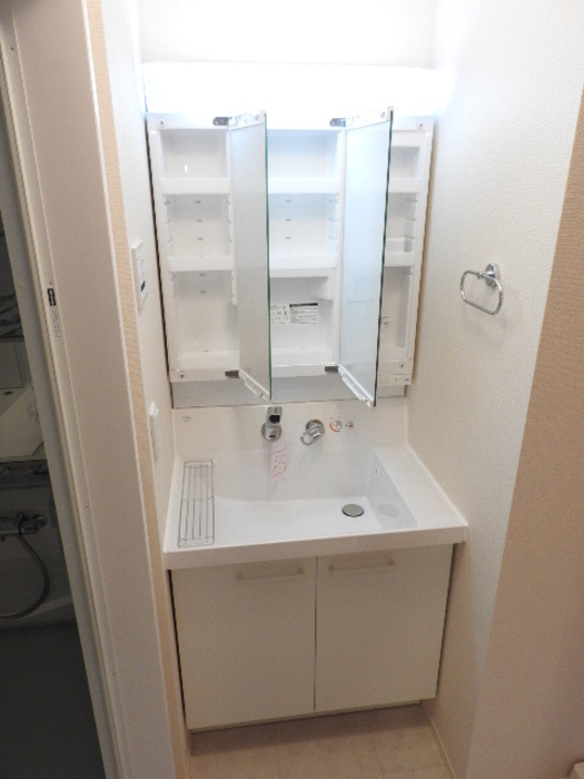 サニーヒルズ旭の独立洗面台|使いやすい独立洗面台です