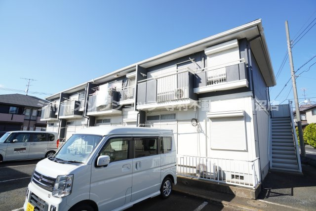 シャラハイツの外観
