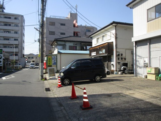 【その他】 | 石井守店舗B棟２階 | 前面道路