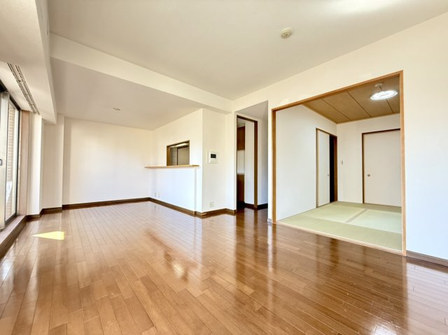 メゾン御影西平野の居間・リビング