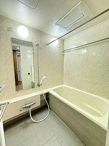 メゾン御影西平野の浴室