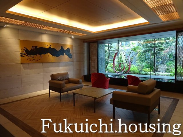 プレミスト山吹神楽坂のエントランス