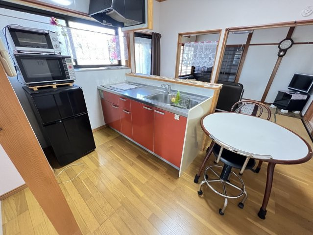 鏡町塩浜戸建住宅のキッチン