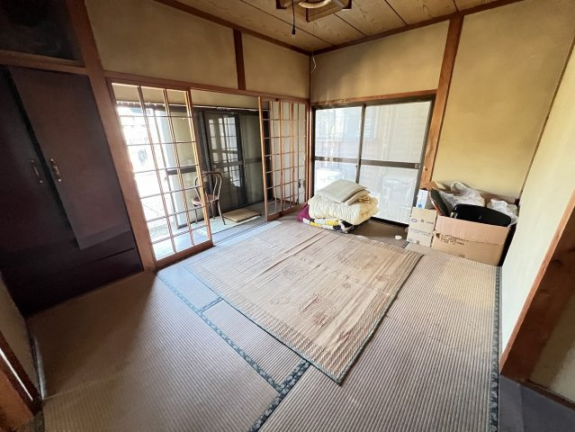 鏡町塩浜戸建住宅の和室