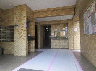 【エントランス】