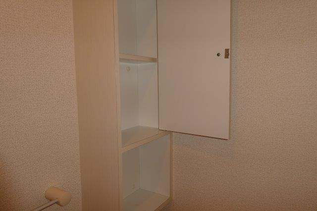 ヴィラージュ弐番館のトイレ|トイレ棚