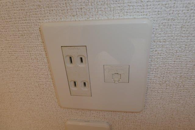 ヴィラージュ弐番館の設備|電話モジュラー