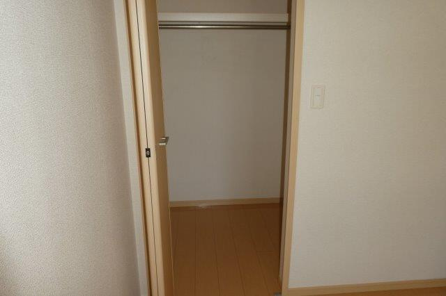 ヴィラージュ弐番館の収納|クローゼット