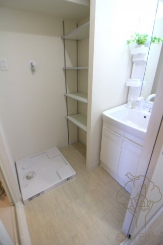 T-RISE塚本の洗面所