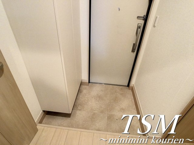 ＫＴＩレジデンス寝屋川の玄関