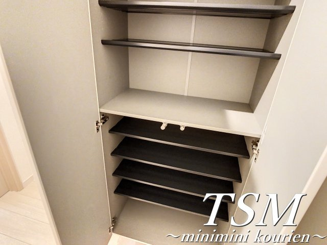 ＫＴＩレジデンス寝屋川の収納|シューズボックス