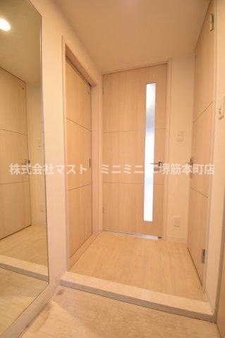 ルアナ北梅田の玄関