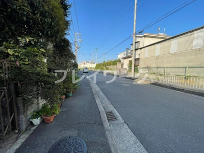 【前面道路含む現地写真】 | 福泉小・建築条件なし・南東向き・区画整理地内・堺市西区草部 | 解体してきれいになります(^^)/更地渡しです!(^^)!