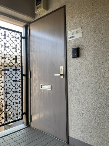 ファーランジュ西中延の玄関