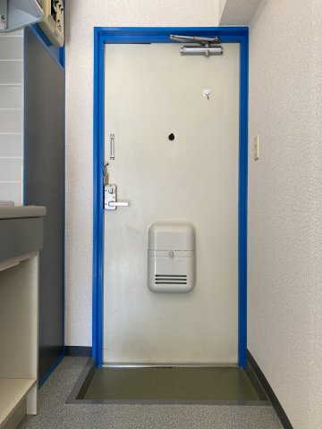 ファーランジュ西中延の玄関