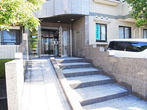 イトーピア市ヶ谷山伏町のエントランス|イトーピア市ヶ谷山伏町
