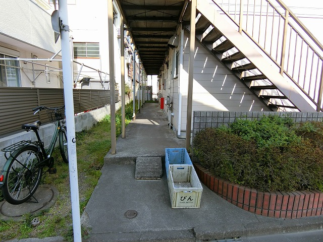 ハイツNのエントランス