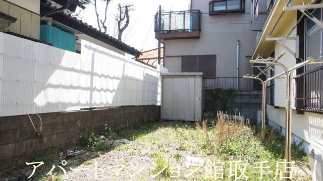 こんでいハウスの庭