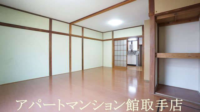 こんでいハウスの居間・リビング
