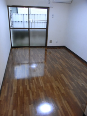 長谷川ハウスの居間・リビング