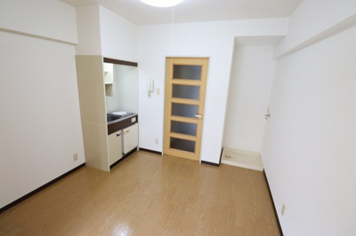 【居間・リビング】 | キャッスル山本