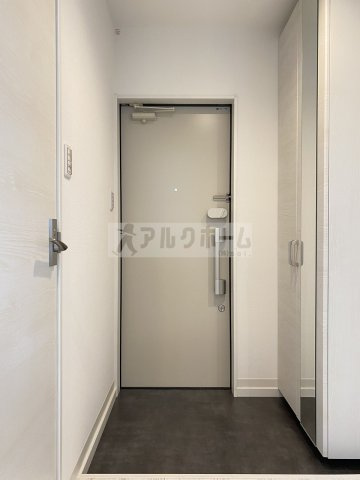 アリーバ古室の玄関