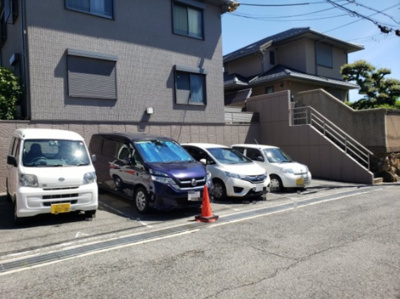 【駐車場】 | マグノリアコート | 敷地内駐車場あり☆神戸市垂水区　マグノリアコート　賃貸☆