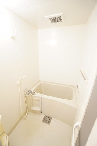 【浴室】 | Angela