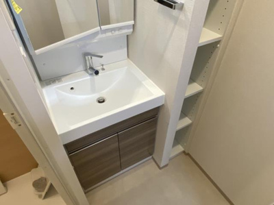 【独立洗面台】 | コンフォリア・リヴ新大阪Q