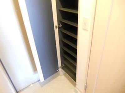 More七条（モア七条）の収納|シューズＢＯＸ