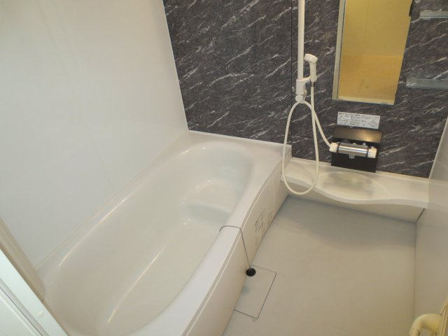 レコルトAの浴室