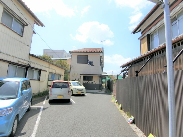長生郡一宮町一宮のアパートの駐車場