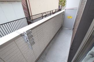【バルコニー】 | メゾン　ド　ミュゼ | 開放的で明るい空間を演出してくれるバルコニーです