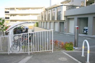 【駐車場】 | GreenHills和