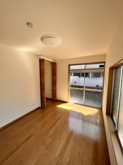 【洋室】 | 宮崎市島之内　中古戸建 | 個人の部屋や寝室として使える洋室です