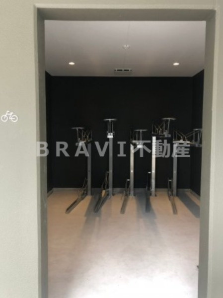 エル・セレーノ天満橋　BRAVI不動産のその他共用部分|【エル・セレーノ天満橋】駐輪場