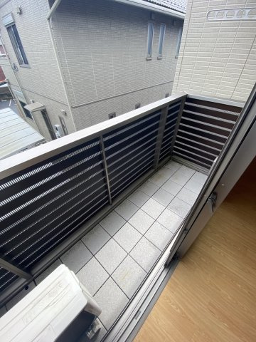 チェリーアヴェニューのバルコニー