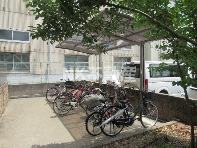 【その他】 | メゾン・ドゥ・ファミーユ（長田賃貸） | 駐輪場です