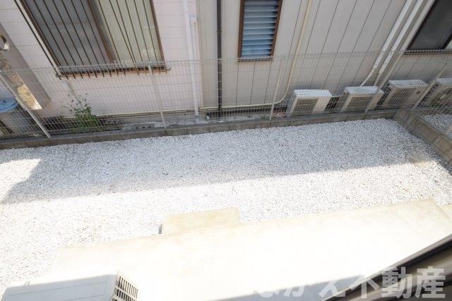 【バルコニー】