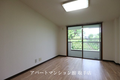 【居間・リビング】 | ラフォーレ白山