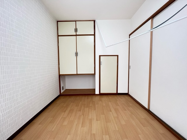 福田412戸建の洋室