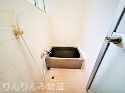 【浴室】 | 山城町戸建て | ゆったり過ごせるお風呂です