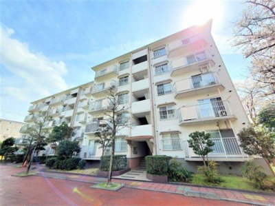 【外観】 | 三郷市早稲田団地1999 | 5階建ての4階部分です