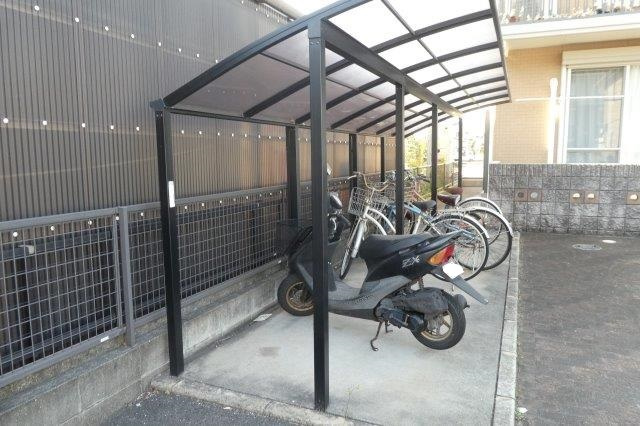 ビ・ボーンAのその他共用部分|自転車置き場