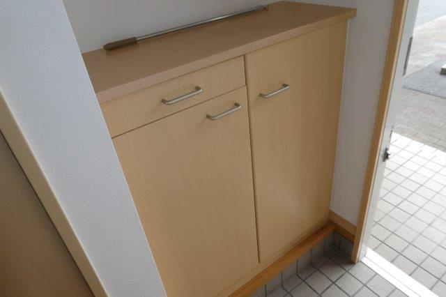 ビ・ボーンBの内装|シューズボックス